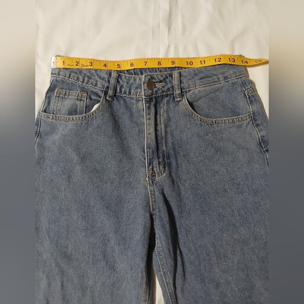 Classic Blue Women's‎ Jeans - Picture 5 of 12